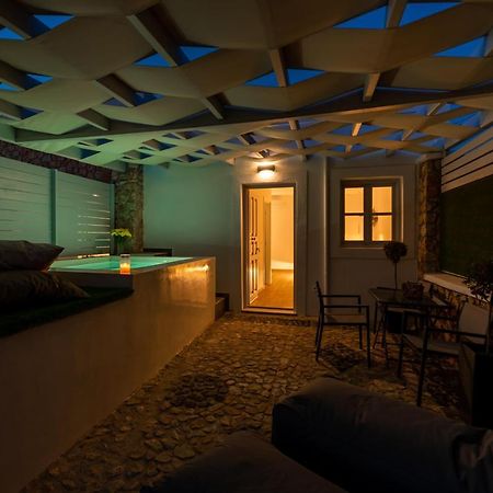 Kasteli Suites Perivolos  Bagian luar foto