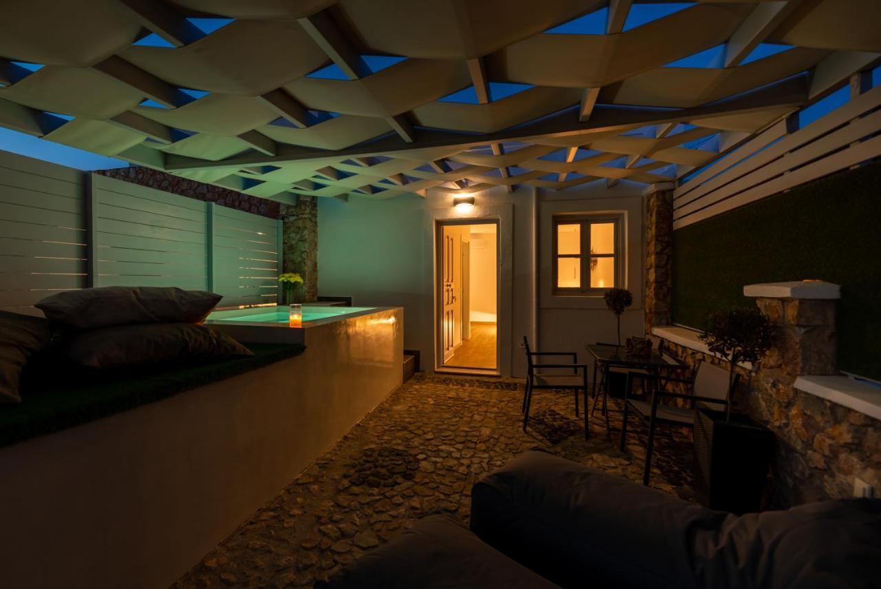 Kasteli Suites Perivolos  Bagian luar foto