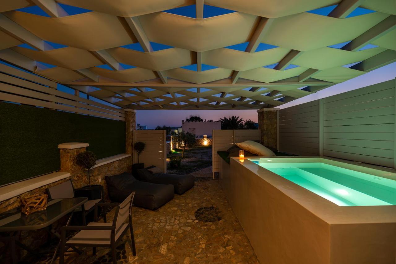 Kasteli Suites Perivolos  Bagian luar foto