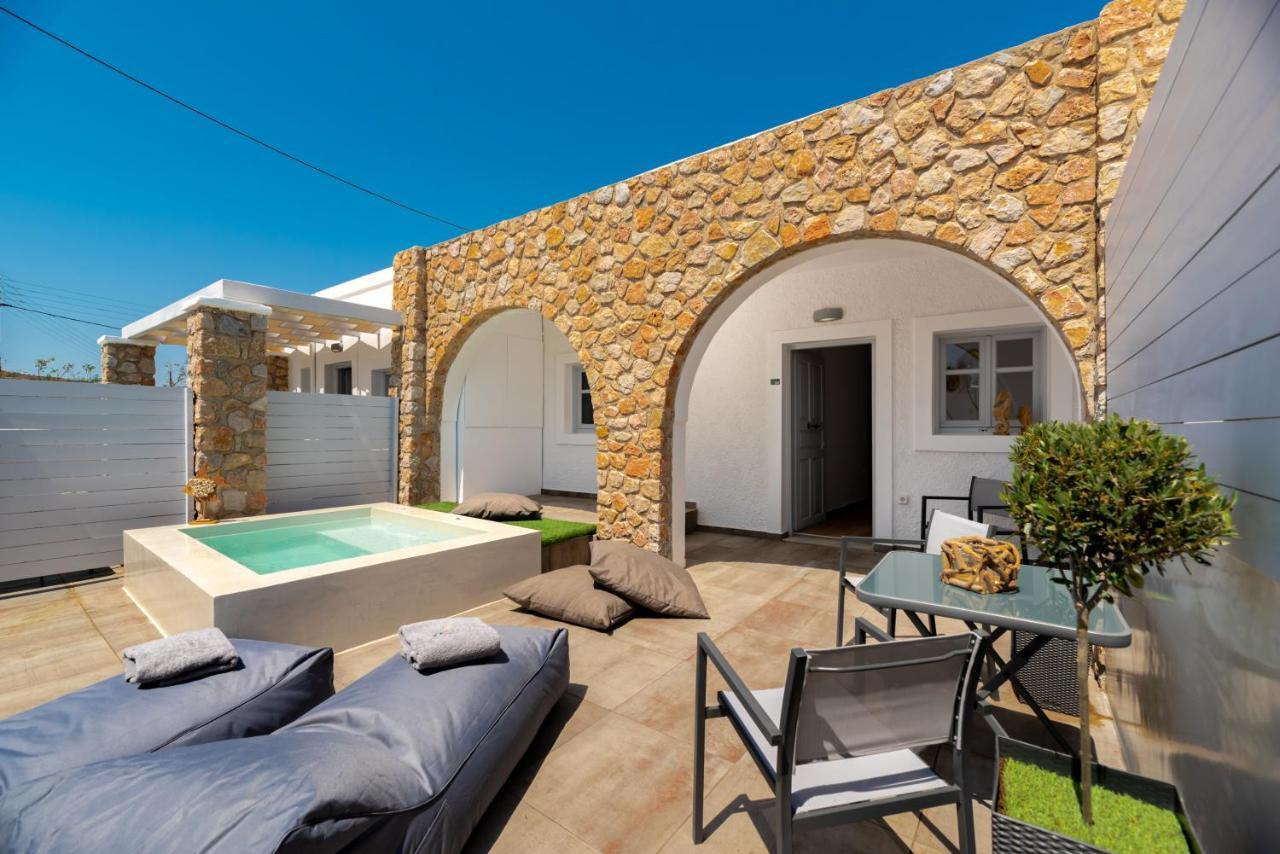 Kasteli Suites Perivolos  Bagian luar foto