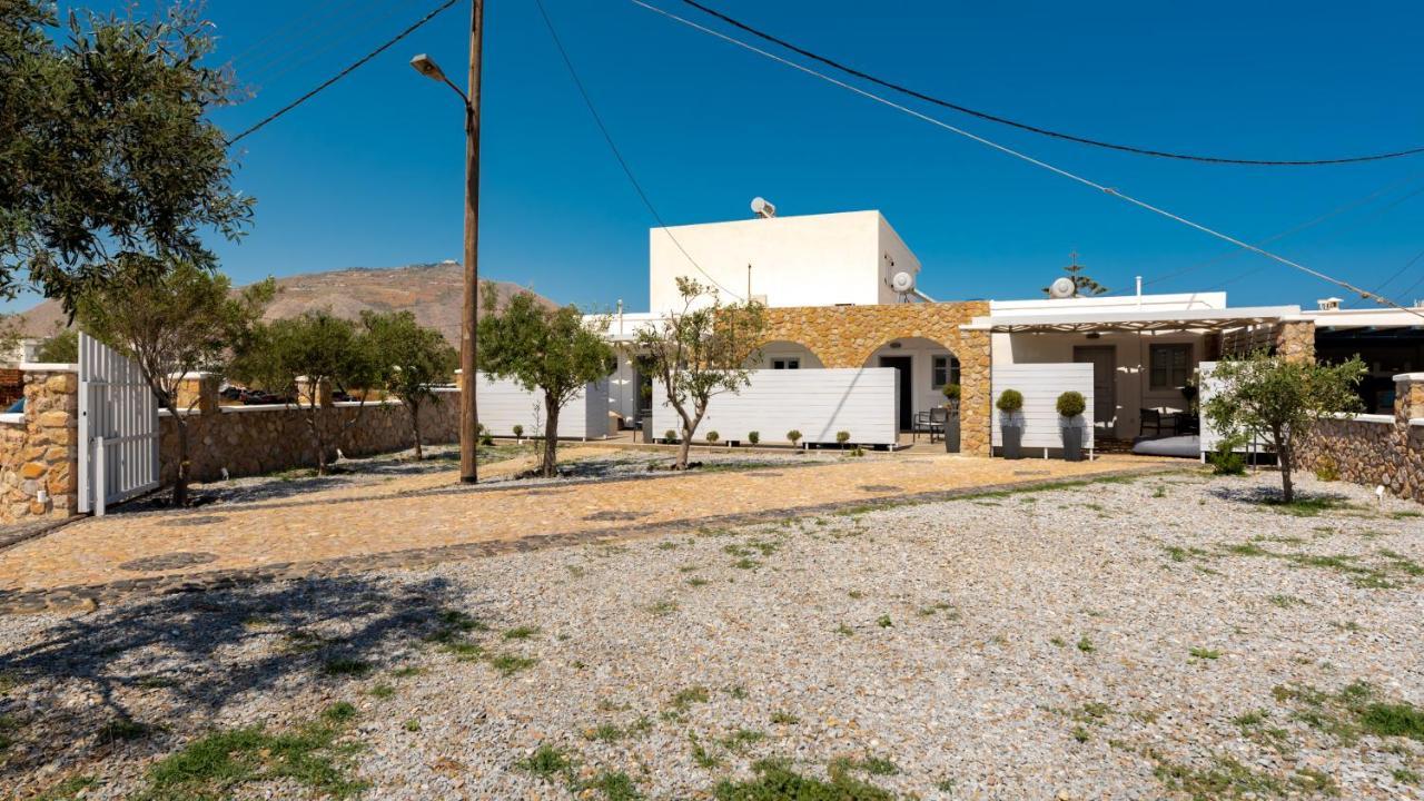 Kasteli Suites Perivolos  Bagian luar foto